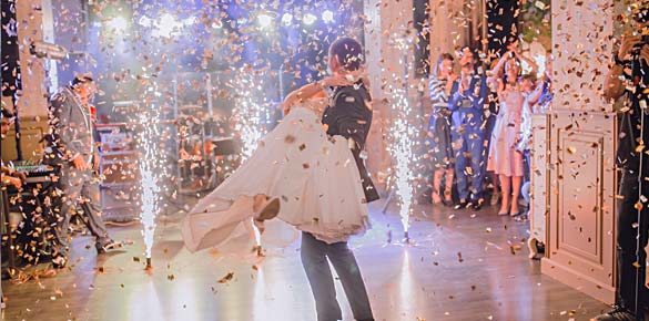 rhodes-weddings-comfeti-gun