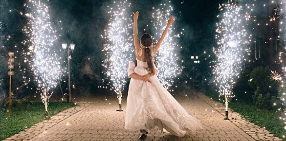 rhodes-weddings-fountain-fireworks